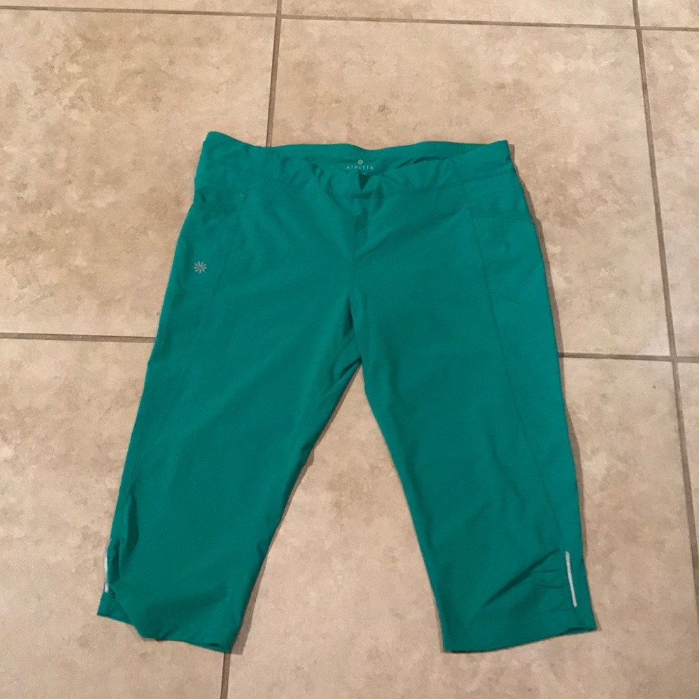 Athleta Run crops